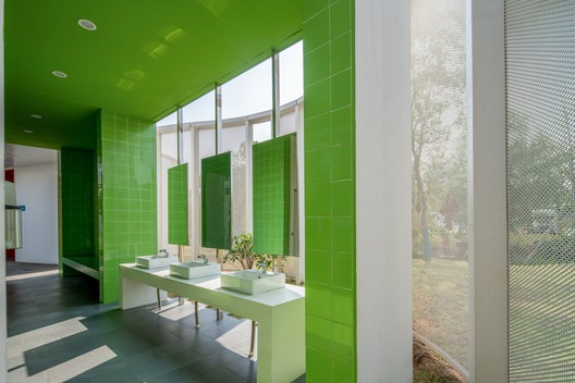 Linping Sports Park Rest Station / CCTN Design Linping Sports Park Rest Station / CCTN Design - Interior Photography, Bathroom