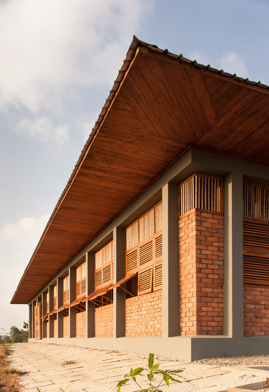 缅甸工程医院 / a+r Architekten 缅甸工程医院 / a+r Architekten - 建筑图, 表皮