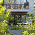 casamaru archdaily 04 - MARU House: Kiến tr&uacute;c ấn tượng với những đường n&eacute;t đơn giản v&agrave; sự pha trộn vật liệu