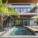 casamaru archdaily 23 - MARU House: Kiến tr&uacute;c ấn tượng với những đường n&eacute;t đơn giản v&agrave; sự pha trộn vật liệu