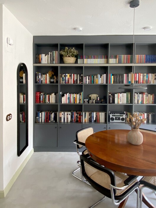 Residence L&I / studioLARQ Residence L&I / studioLARQ - Interior Photography, Closet, Shelving