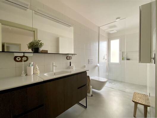 Residence L&I / studioLARQ Residence L&I / studioLARQ - Interior Photography, Bathroom, Countertop