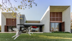 Casa Invierno / LAAR