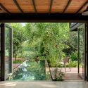 8 - Nh&agrave; ở kết hợp với văn ph&ograve;ng view như đang ở một khu resort