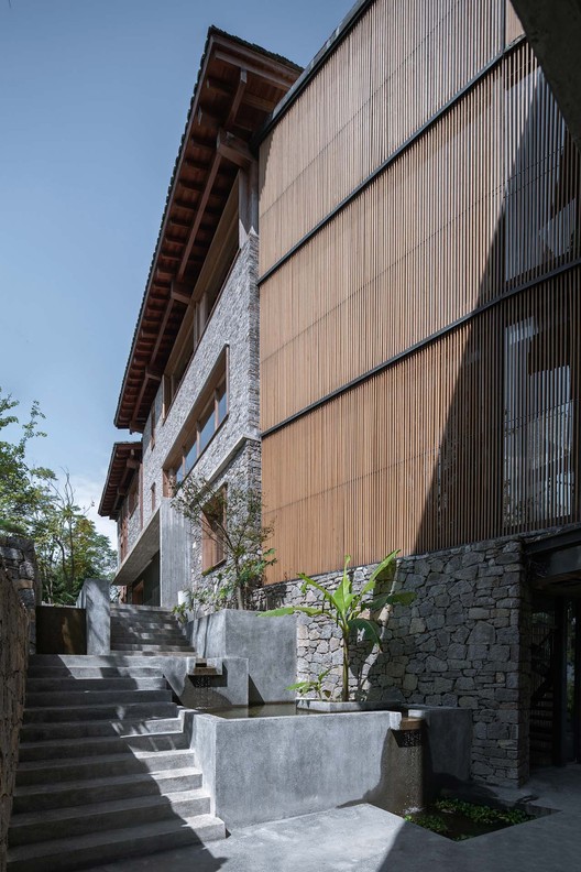 Woodsy Whispers Residence / Shulin Architectural Design - Exterior Photography, Facade