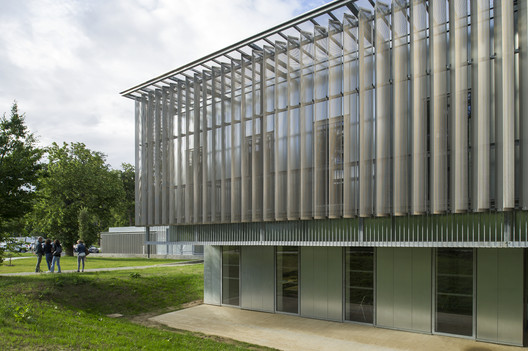 Nursery and Music School in Ramonville-Saint-Agne / Yves Ballot et Nathalie Franck + Architectes DPLG Nursery and Music School in Ramonville-Saint-Agne / Yves Ballot et Nathalie Franck + Architectes DPLG - Exterior Photography