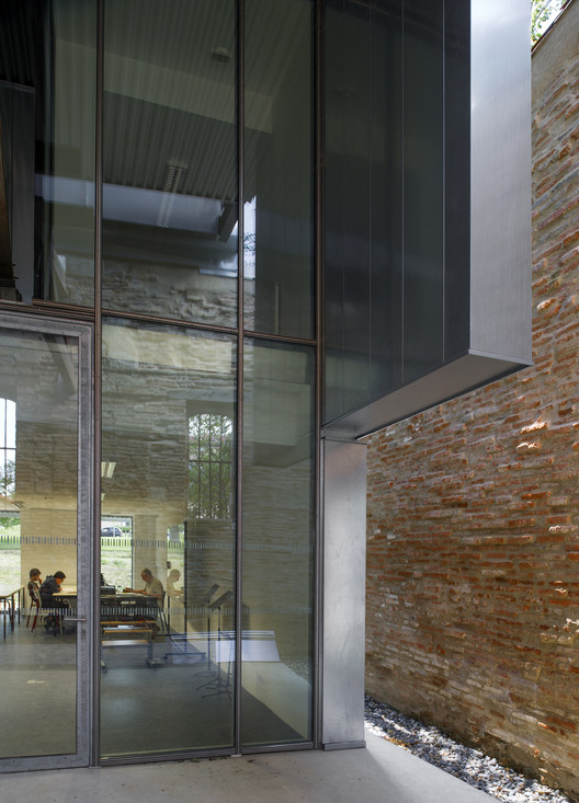 Nursery and Music School in Ramonville-Saint-Agne / Yves Ballot et Nathalie Franck + Architectes DPLG Nursery and Music School in Ramonville-Saint-Agne / Yves Ballot et Nathalie Franck + Architectes DPLG - Interior Photography, Facade
