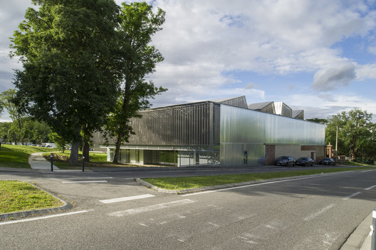 Nursery and Music School in Ramonville-Saint-Agne / Yves Ballot et Nathalie Franck + Architectes DPLG Nursery and Music School in Ramonville-Saint-Agne / Yves Ballot et Nathalie Franck + Architectes DPLG - Exterior Photography, Facade