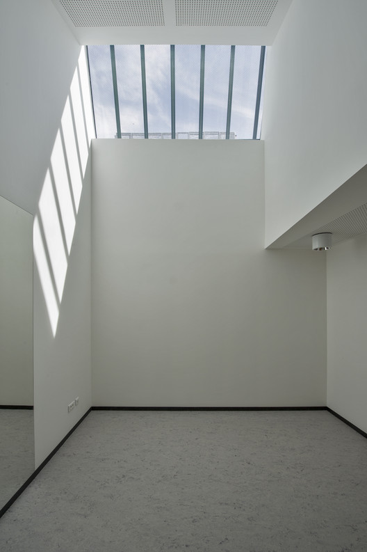 Nursery and Music School in Ramonville-Saint-Agne / Yves Ballot et Nathalie Franck + Architectes DPLG Nursery and Music School in Ramonville-Saint-Agne / Yves Ballot et Nathalie Franck + Architectes DPLG - Interior Photography