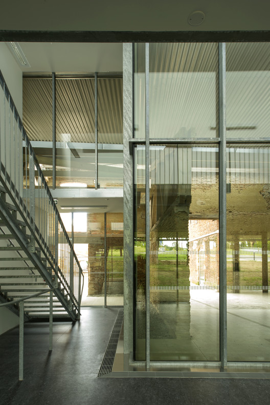 Nursery and Music School in Ramonville-Saint-Agne / Yves Ballot et Nathalie Franck + Architectes DPLG Nursery and Music School in Ramonville-Saint-Agne / Yves Ballot et Nathalie Franck + Architectes DPLG - Interior Photography, Stairs, Door