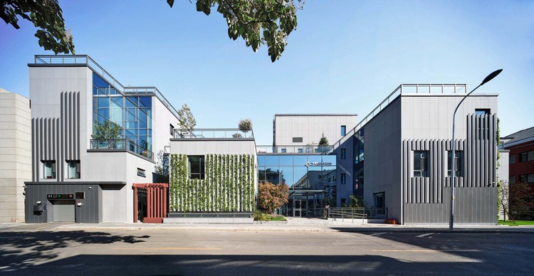 北京花木公司办公楼改造 / 墨臣建筑