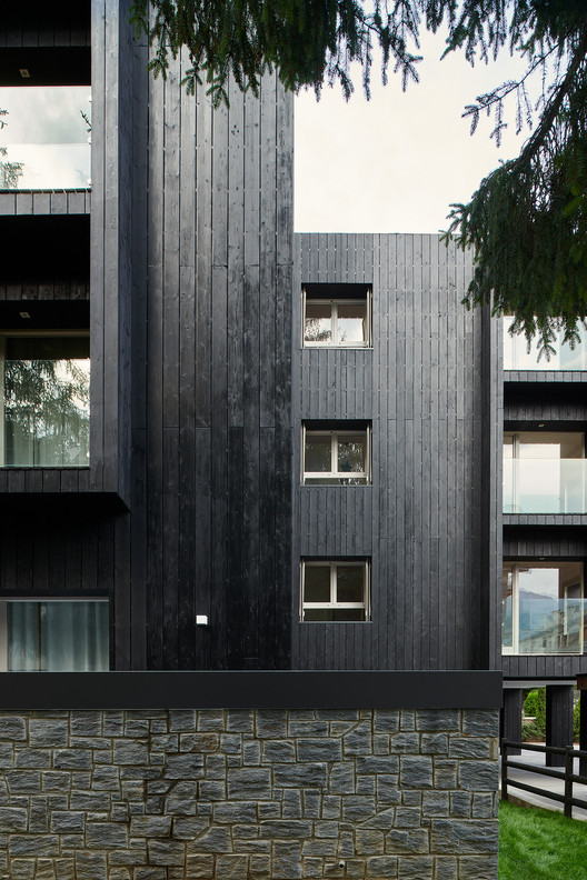 Valle de Tena Building / Tourillon Arquitectura - Exterior Photography, Brick