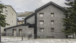 Edificio Valle de Tena / Tourillon Arquitectura