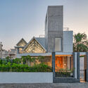 house 3 1 - Ng&ocirc;i nh&agrave; được thiết kế đảm bảo tối đa &aacute;nh s&aacute;ng v&agrave; gi&oacute; lưu th&ocirc;ng