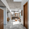 house 25 1 - Ng&ocirc;i nh&agrave; được thiết kế đảm bảo tối đa &aacute;nh s&aacute;ng v&agrave; gi&oacute; lưu th&ocirc;ng
