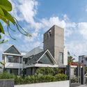 house 33 - Ng&ocirc;i nh&agrave; được thiết kế đảm bảo tối đa &aacute;nh s&aacute;ng v&agrave; gi&oacute; lưu th&ocirc;ng