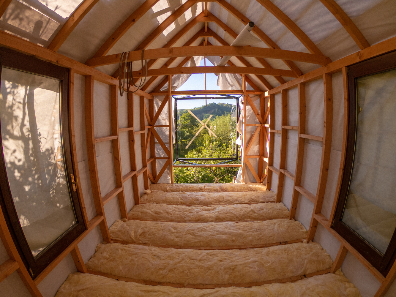 MuMA Hut / WeWilder - Interior Photography, Stairs, Beam