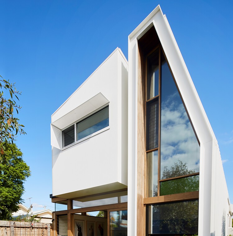 Urban Joinery House / Lisa Cummins Architect - More Images