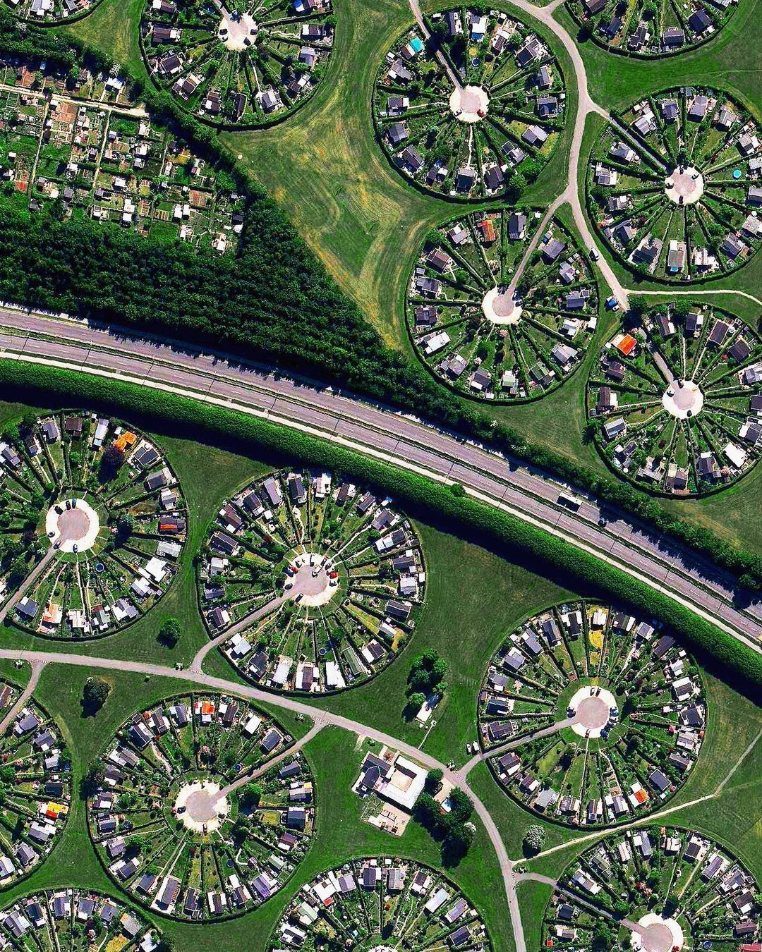 Gallery of Types of Urban Blocks: Different Ways of Occupying the City - 10