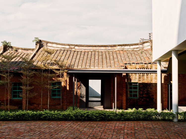 A Farewell to Sanheyuan / CYS.ASDO - Exterior Photography