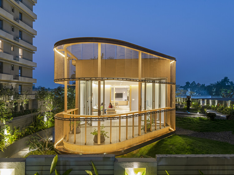 PS Navyom Sales Pavilion / Abin Design Studio - Exterior Photography, Windows, Facade, Deck, Handrail