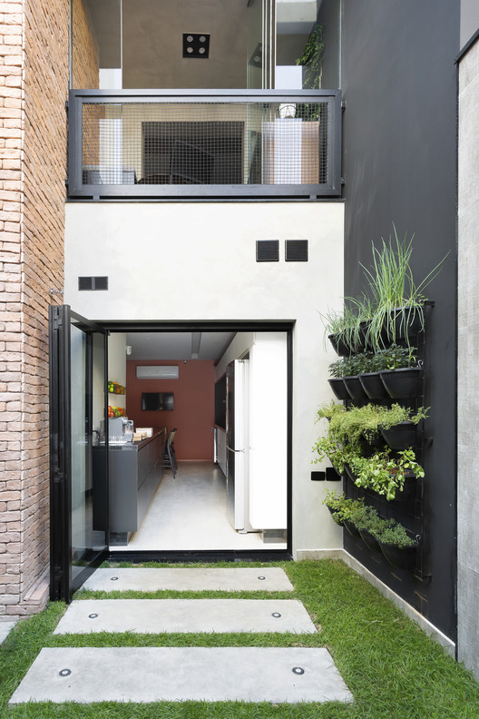 Casa Vila Clementino / Degradê Arquitetura - Fotografia de Exterior, Porta