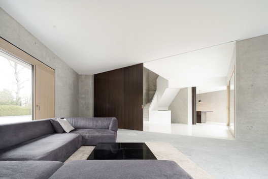 几何L形别墅 / Pool Leber Architekten - 室内图, 起居室