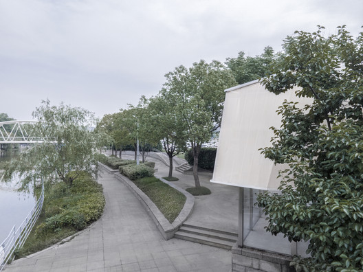 City Living Room / Mur Mur Lab City Living Room / Mur Mur Lab - Exterior Photography