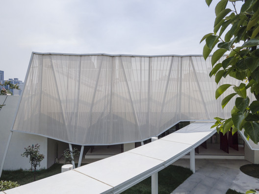 City Living Room / Mur Mur Lab City Living Room / Mur Mur Lab - Exterior Photography, Facade