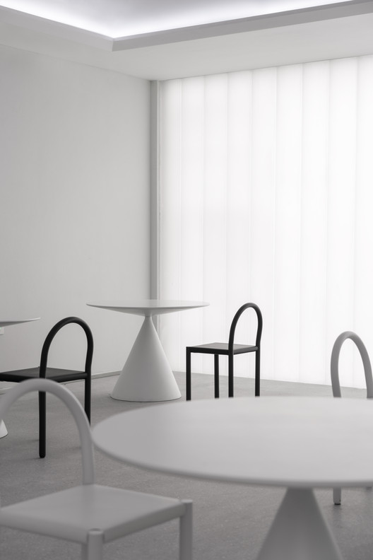 City Living Room / Mur Mur Lab City Living Room / Mur Mur Lab - Interior Photography, Chair