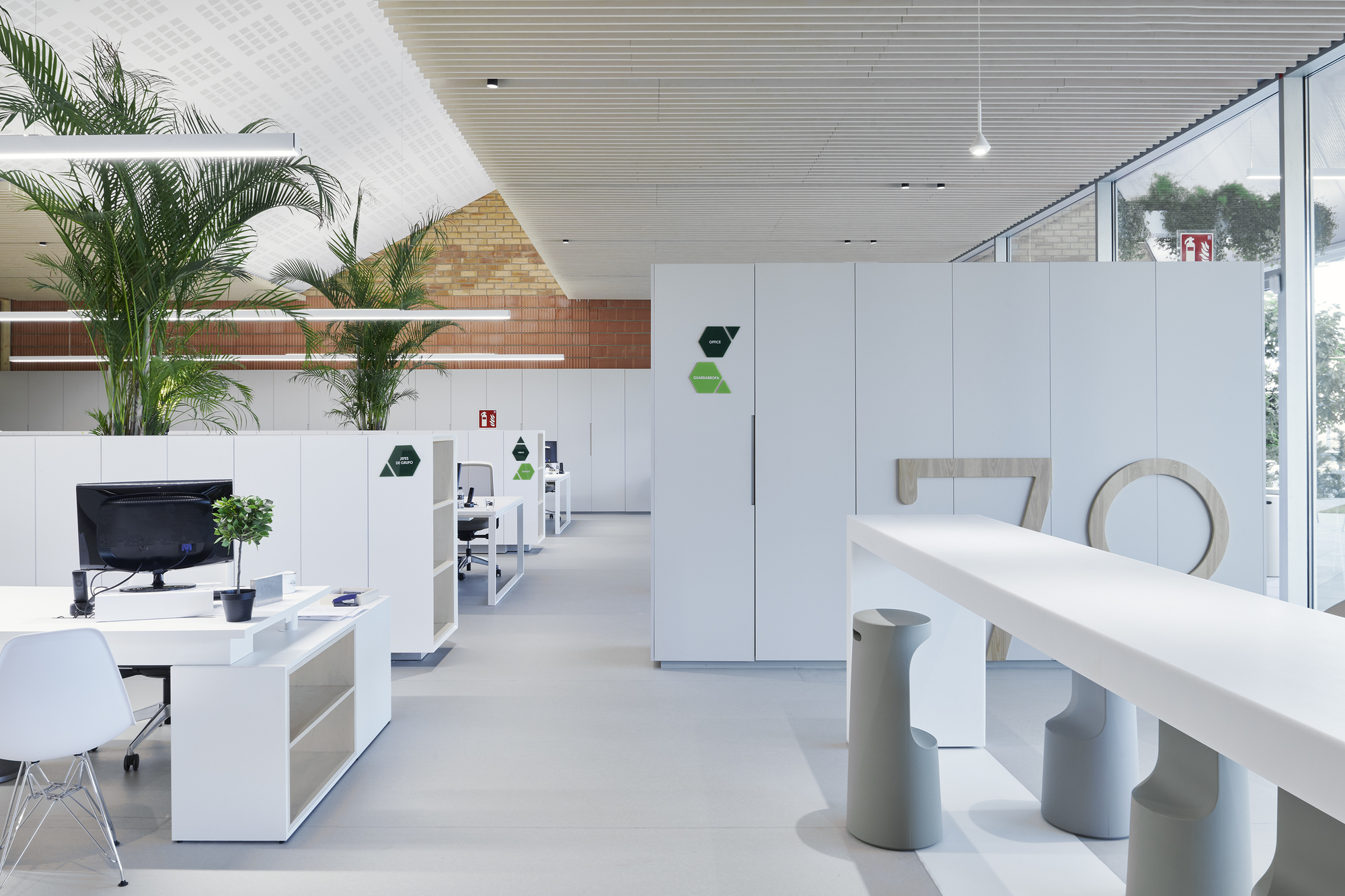 Galería de O78! Acondicionamiento de nave industrial para oficinas ...