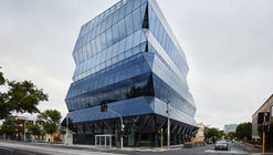 600 Church Street Building / Wood Marsh