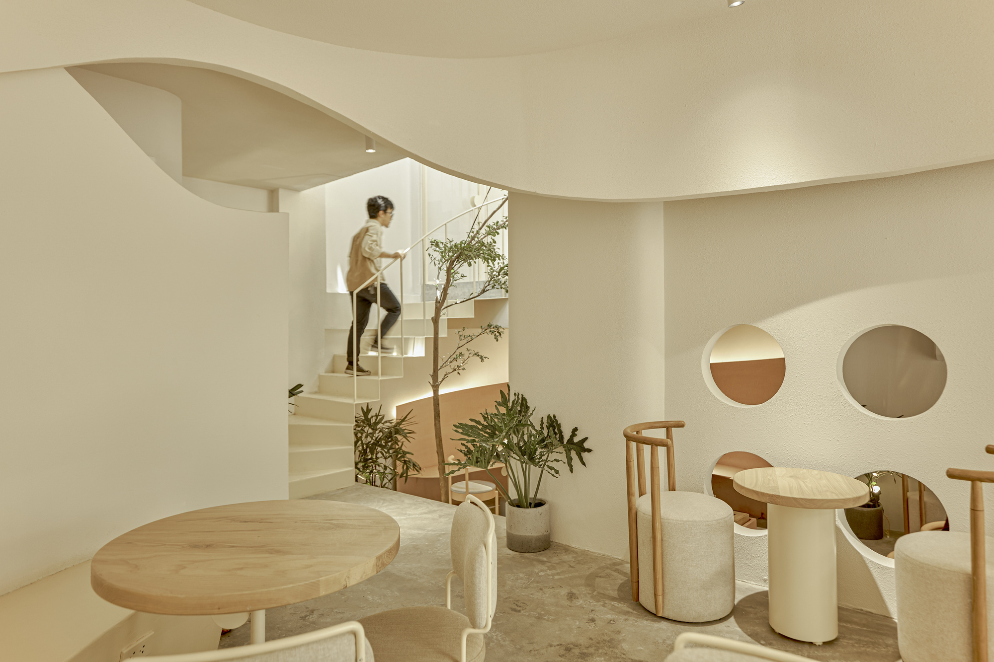 Gallery of September Cafe / Red5studio + Ben Decor - 41