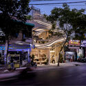 n3 - September Cafe / Red5studio + Ben Decor: Qu&aacute;n cafe phong c&aacute;ch ấn tượng S&agrave;i G&ograve;n