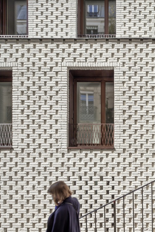 14 Social Housing Units / mobile architectural office - Interior Photography, Brick