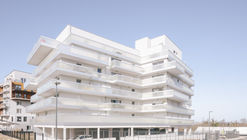 露台艺术之家/ a/LTA