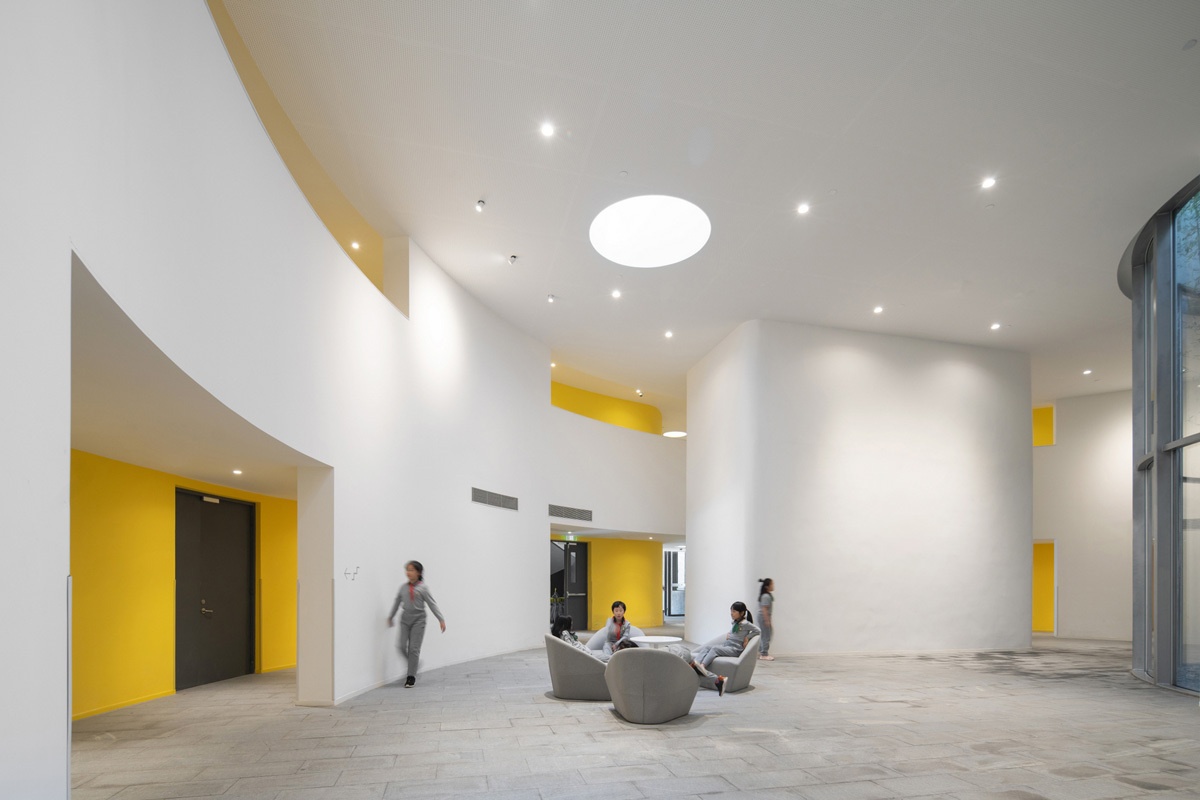 上海青浦平和双语学校 / OPEN建筑事务所 - 室内图