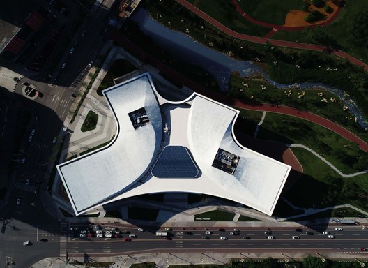 Museu de Ciência e Tecnologia de Yibin / TJAD - Fotografia de Interiores