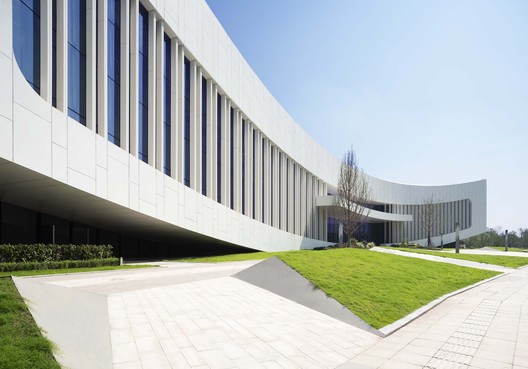 Museu de Ciência e Tecnologia de Yibin / TJAD - Fotografia de Exterior, Fachada