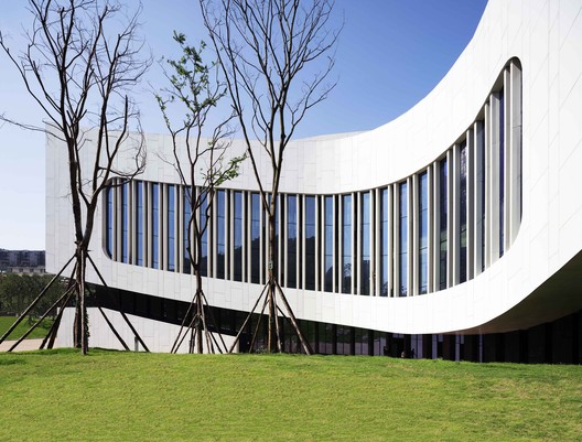 Museu de Ciência e Tecnologia de Yibin / TJAD - Fotografia de Exterior, Fachada