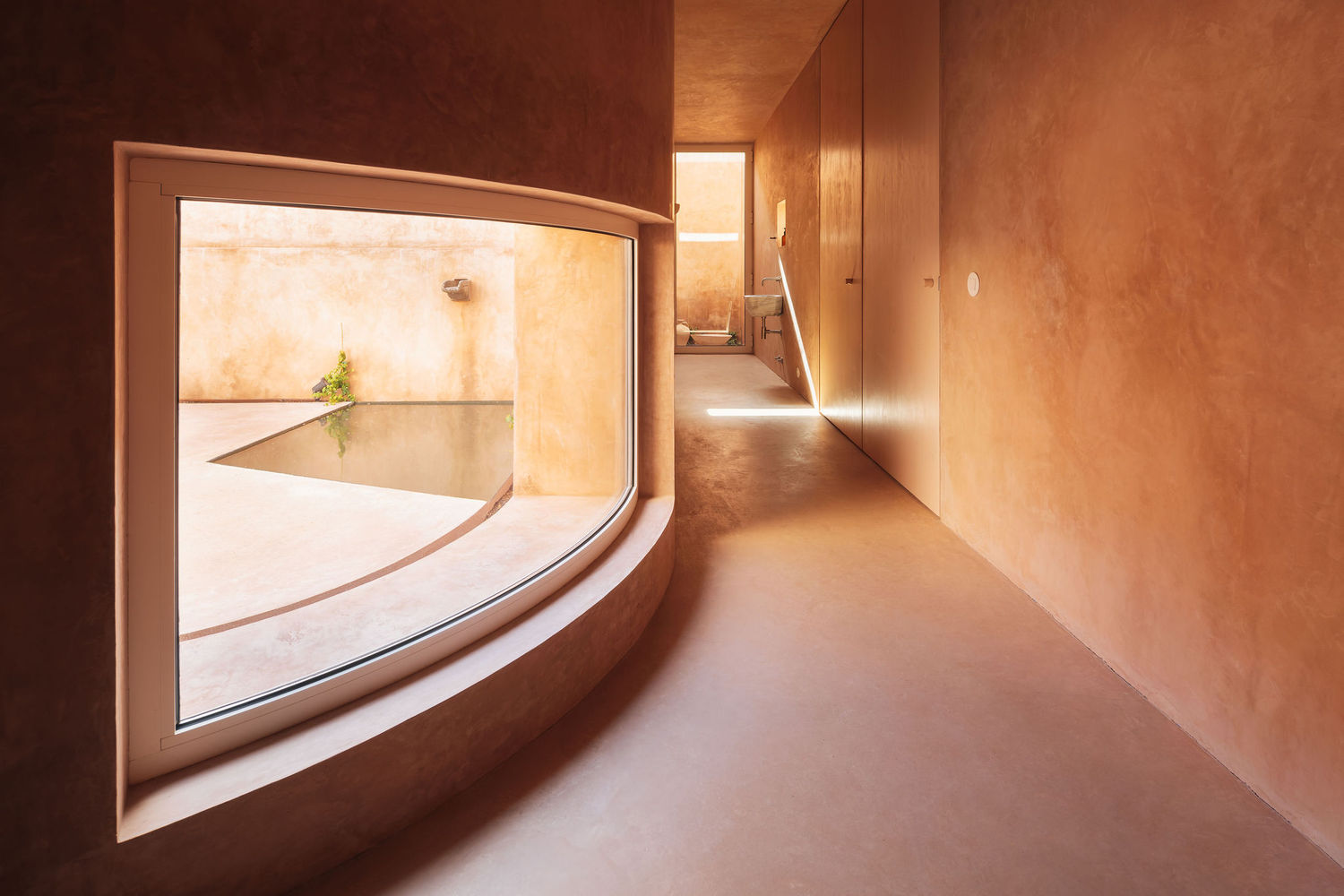 Gallery of House in Grândola / Ricardo Bak Gordon - 6