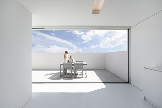 Cobertura Blanc / Fran Silvestre Arquitectos Cobertura Blanc / Fran Silvestre Arquitectos - Imagem 5 de 31