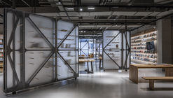 Mumokuteki Concept Bookstore / LUO studio