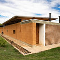 Rammed Earth House / Estudio Piloti Arquitetura + Stepan Norair Chahinian - Exterior Photography, Houses