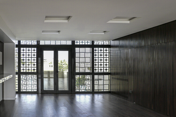 Window House / Afshin Khosravian & Associate - Interior Photography, Door, Lighting, Windows