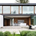 Tobias Partners Collins Beach House 04 HR - Collins Beach House kiến tr&uacute;c hiện đại v&agrave; kết nối với thi&ecirc;n nhi&ecirc;n