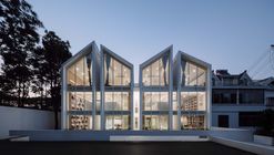 Lacquer Art Experience Pavilion / Atelier QIZAO