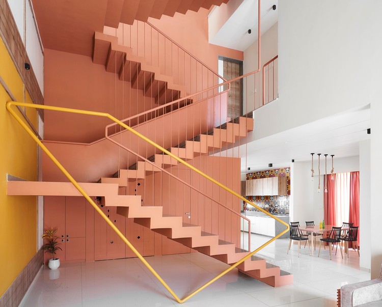 Colorful Mosaics House / Manoj Patel Design Studio - More Images