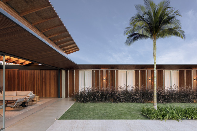 Lake House / Felipe Caboclo Arquitetura - Exterior Photography