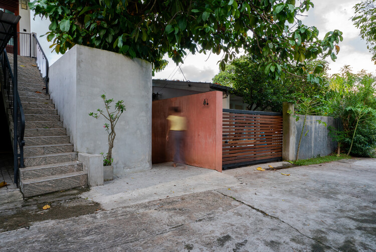 The Studio Plug-in / Chathurika Kulasinghe - Architect - Exterior Photography, Windows, Stairs, Brick, Facade